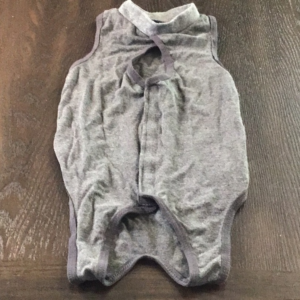 EUC Grey Surgical Suit for a Cat/ Dog up to 15 lbs